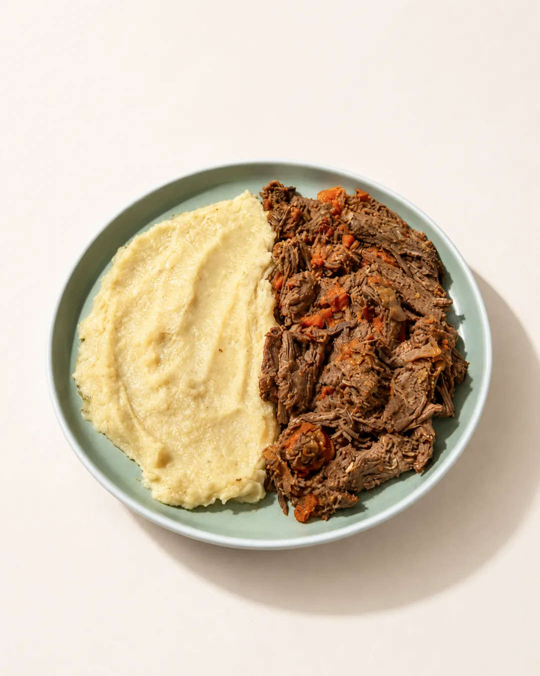 Carne braseada con puré de papa — vianda saludable congelada de Hakora Cocina