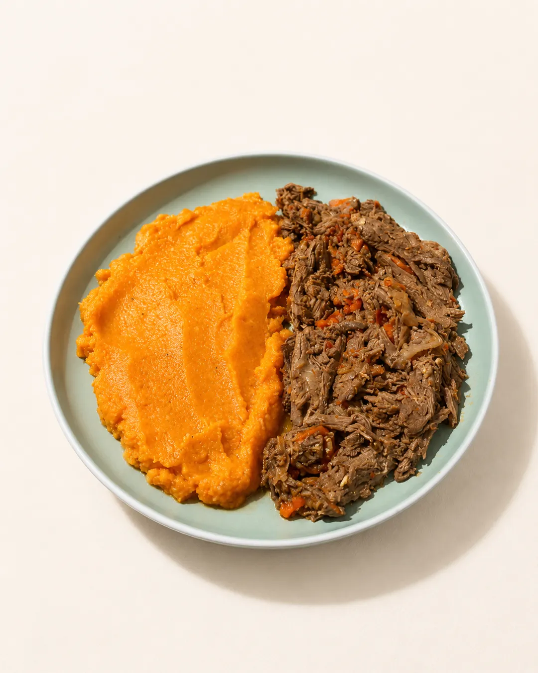 Carne braseada con puré mixto — vianda saludable congelada de Hakora Cocina