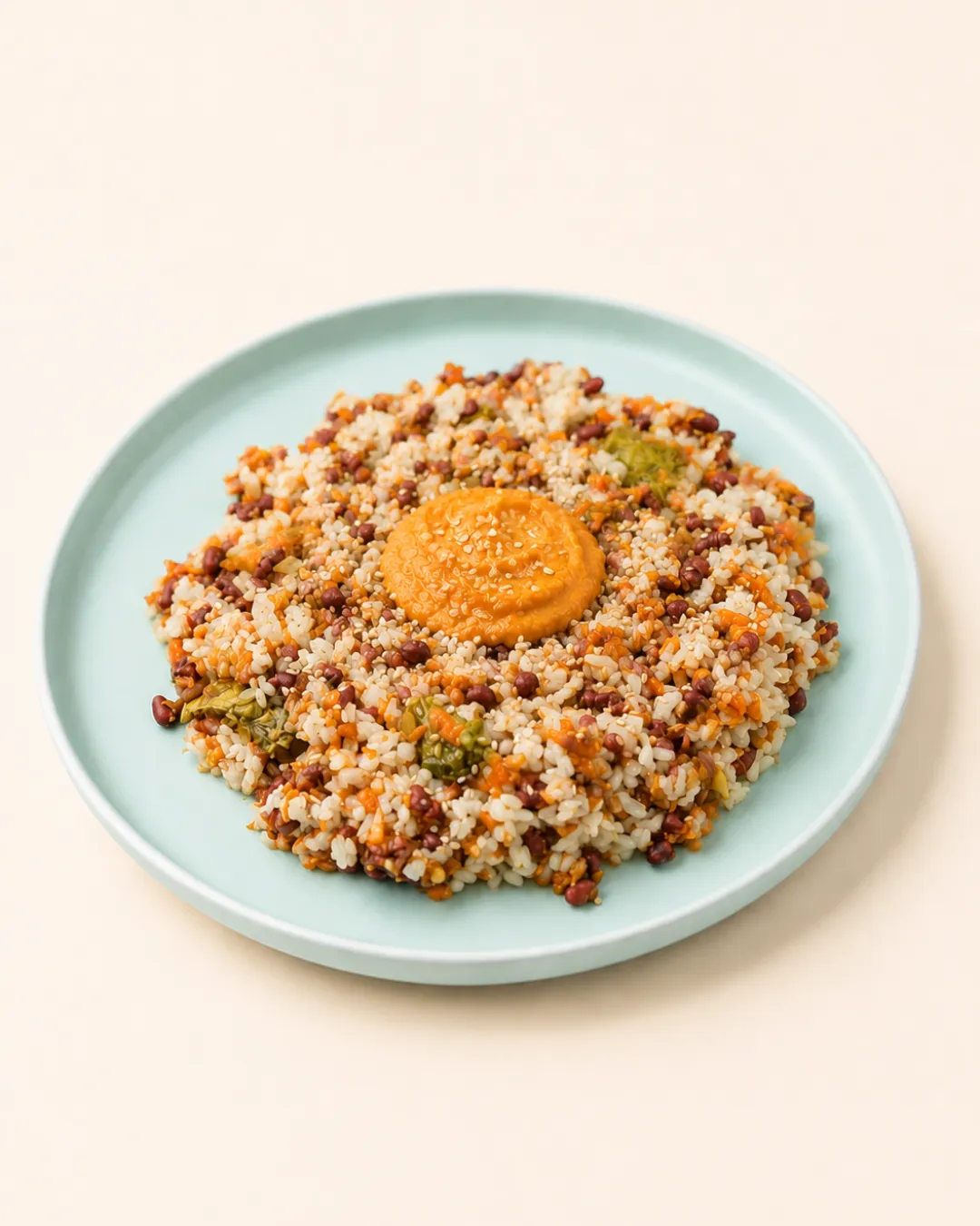 Wok de arroz, porotos y vegetales varios con dip de zanahoria — vianda saludable congelada de Hakora Cocina